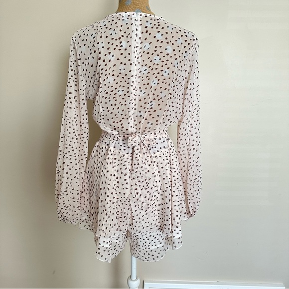 Long Sleeve Flowy Romper - Picture 4 of 11